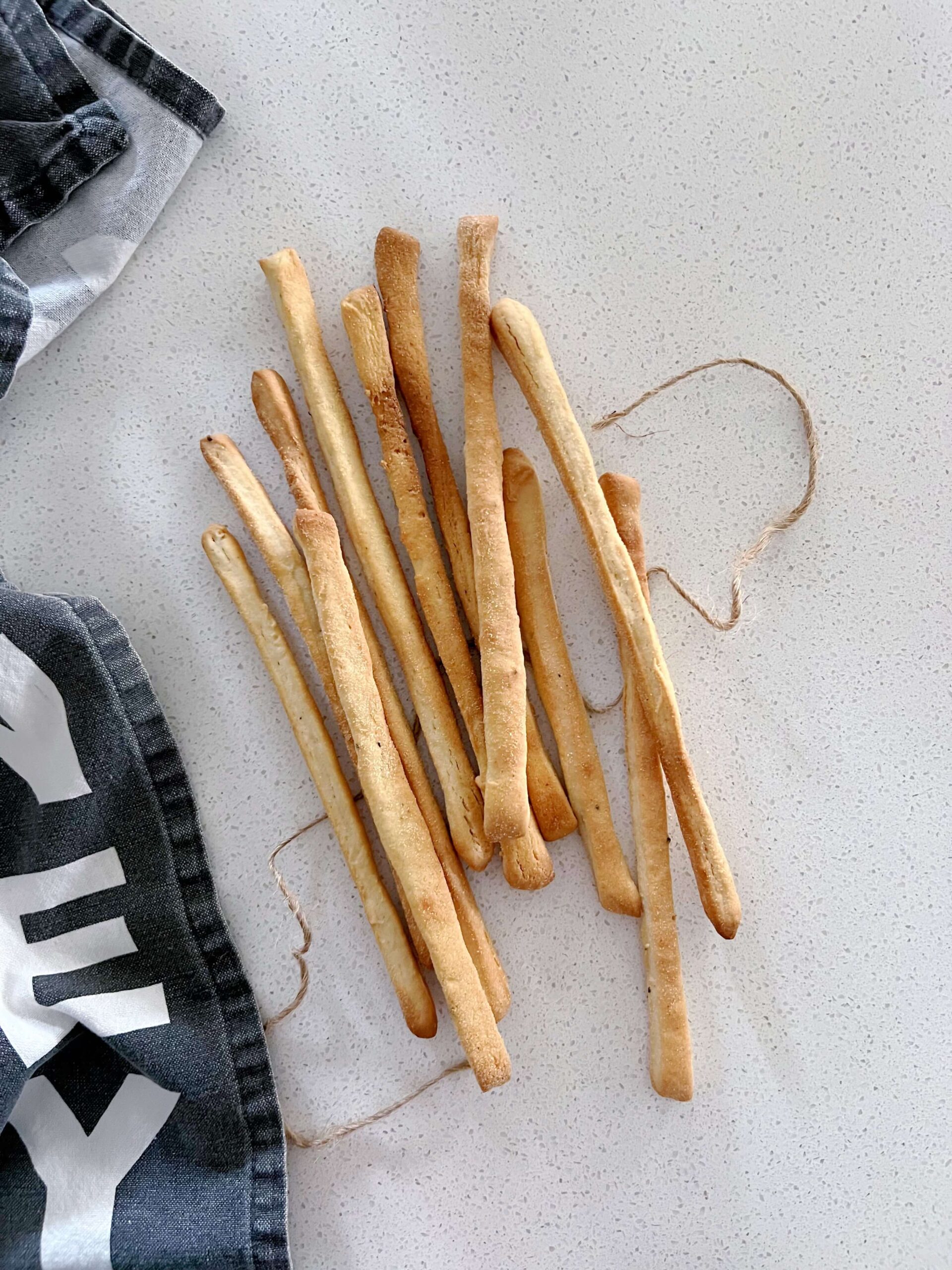 Sourdough Discard Grissini (Crunchy Breadsticks)